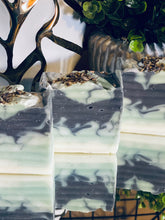 Load image into Gallery viewer, Lady Laverne